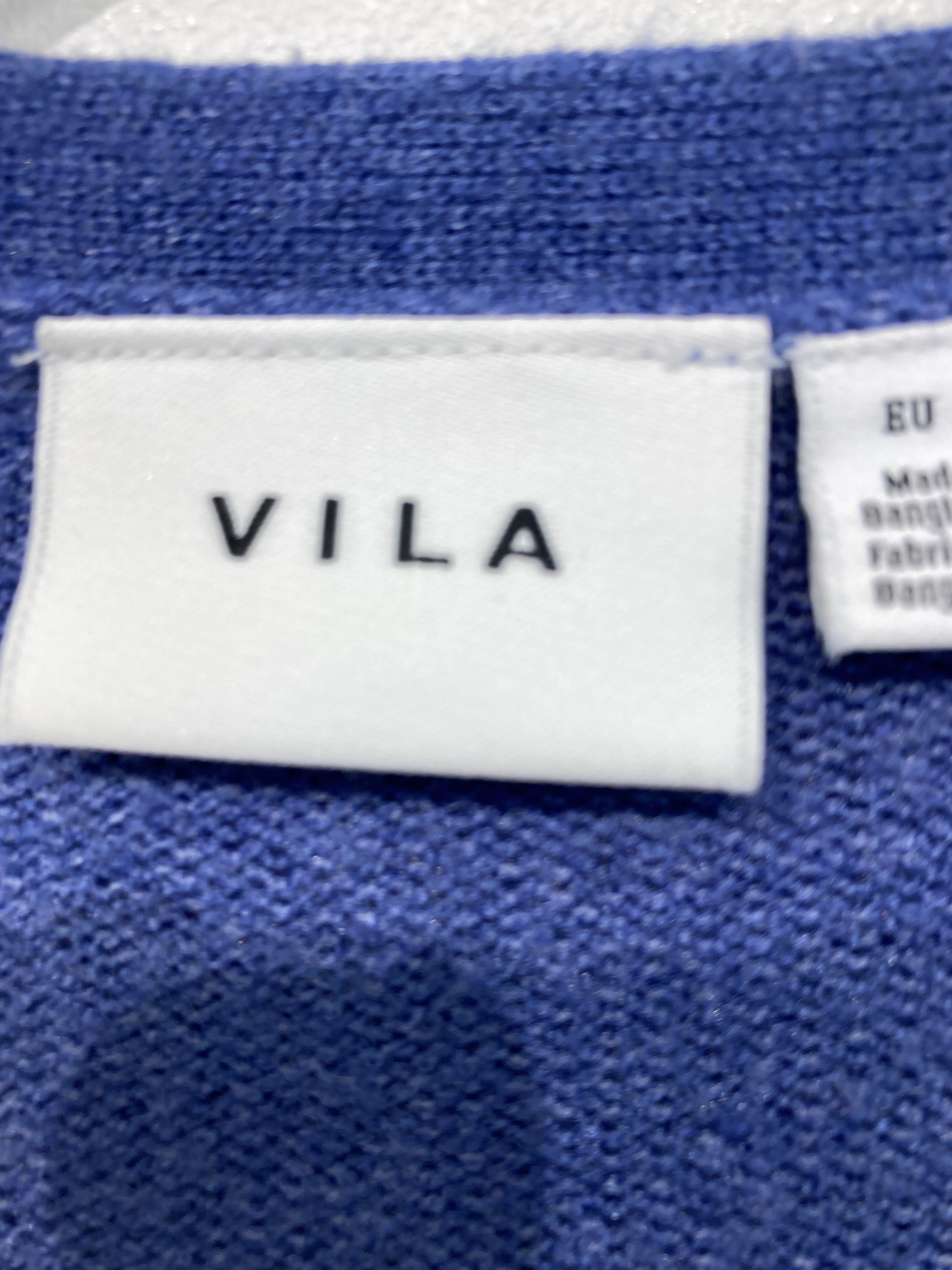 Vila Cardigan